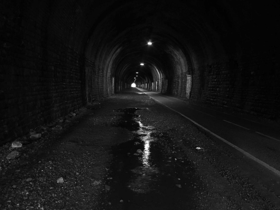 Tunnel reflection1